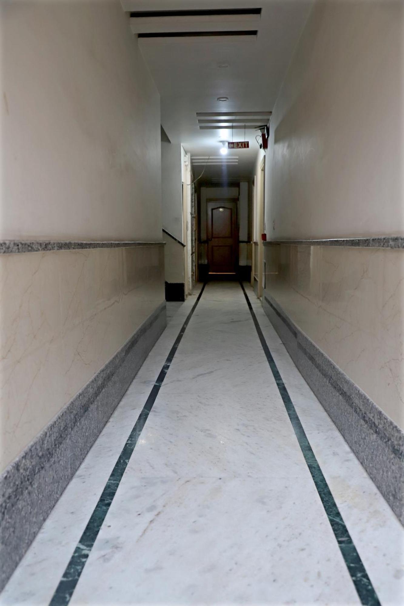 Hotel Klick International - 2 Min Walking From New Delhi Railway Station Bagian luar foto