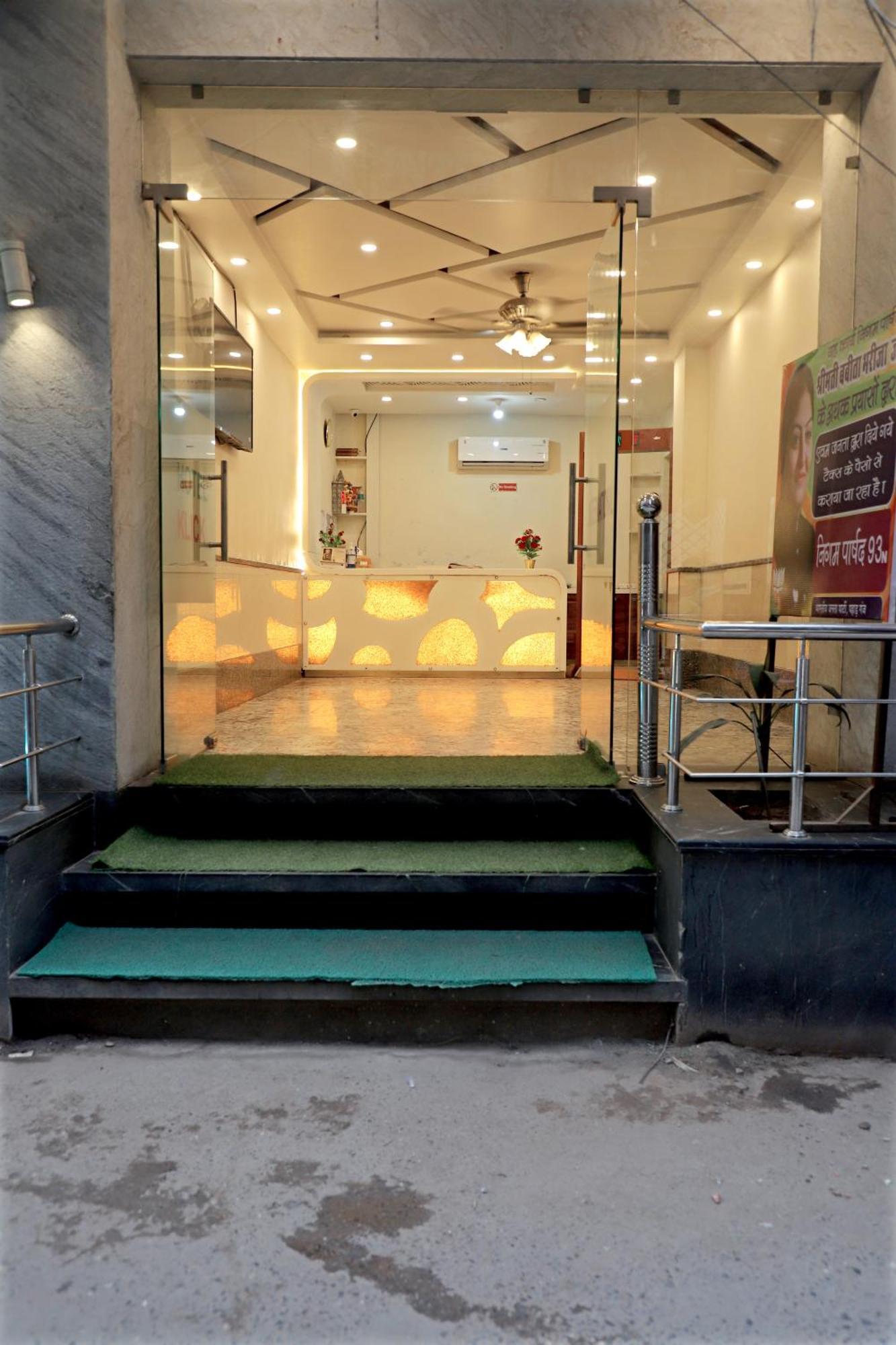 Hotel Klick International - 2 Min Walking From New Delhi Railway Station Bagian luar foto