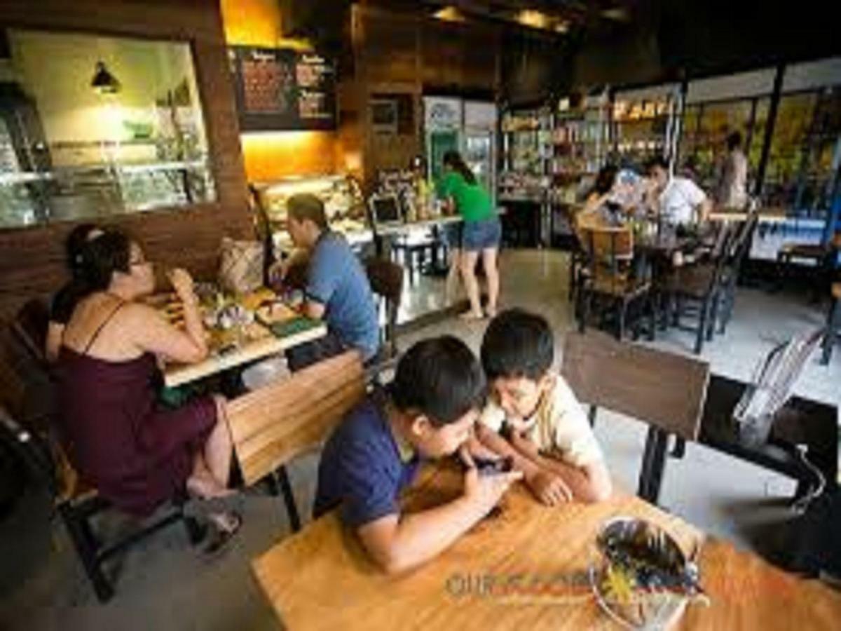 Hotel Klick International - 2 Min Walking From New Delhi Railway Station Bagian luar foto