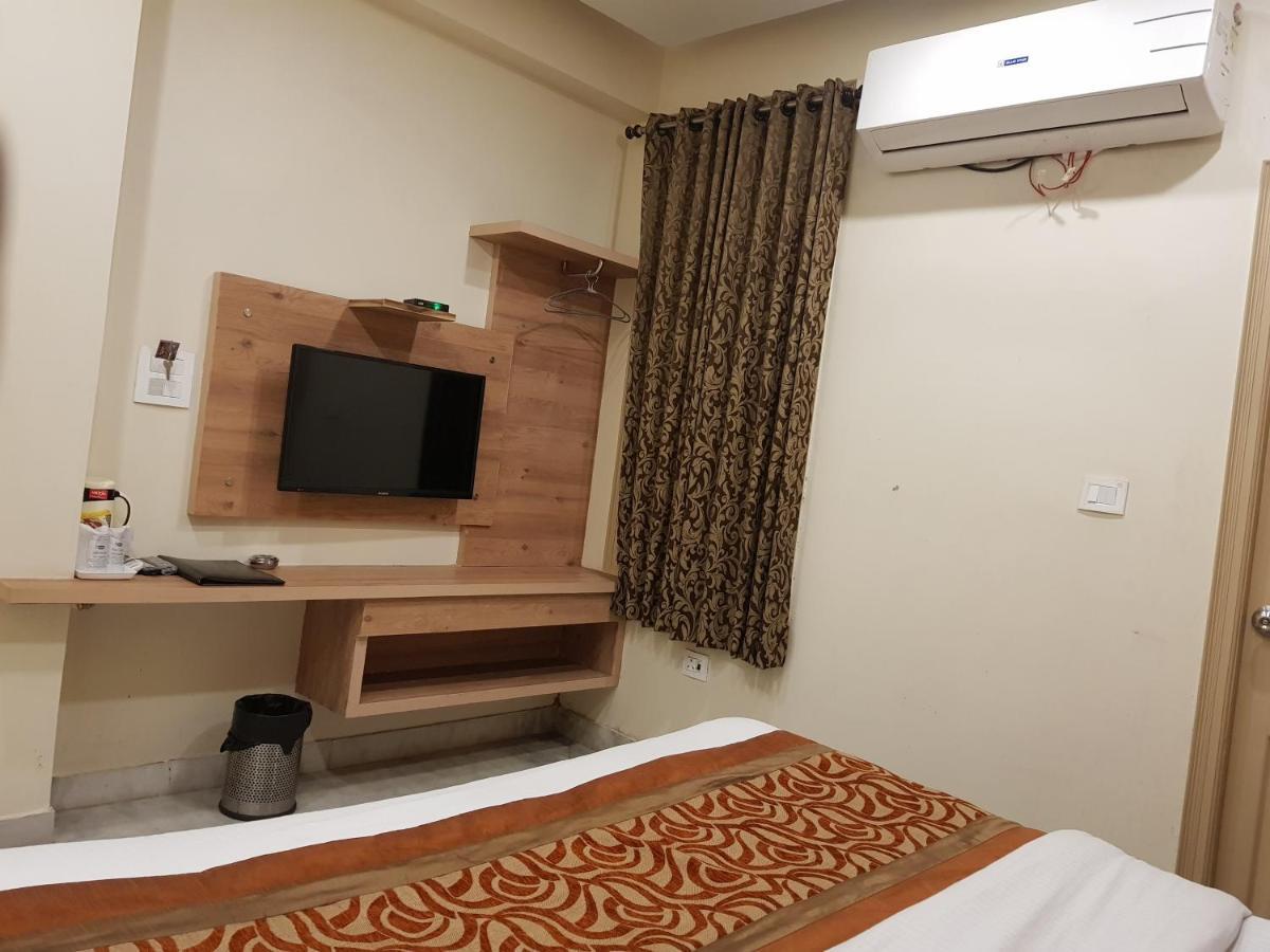 Hotel Klick International - 2 Min Walking From New Delhi Railway Station Bagian luar foto
